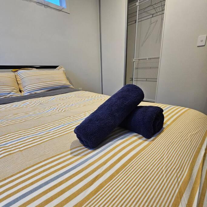 Entire House - Brand New 2 Bedroom House Lower Hutt Exteriör bild
